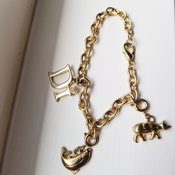 DI Bear and Fish Gold Toned Charm Bracelet - Picture 2 of 7